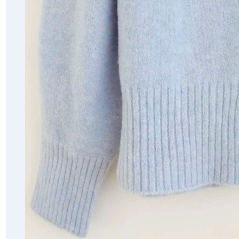 Woven Heart Sweater, Beautiful Light Blue, Size Medium - Picture 5 of 11
